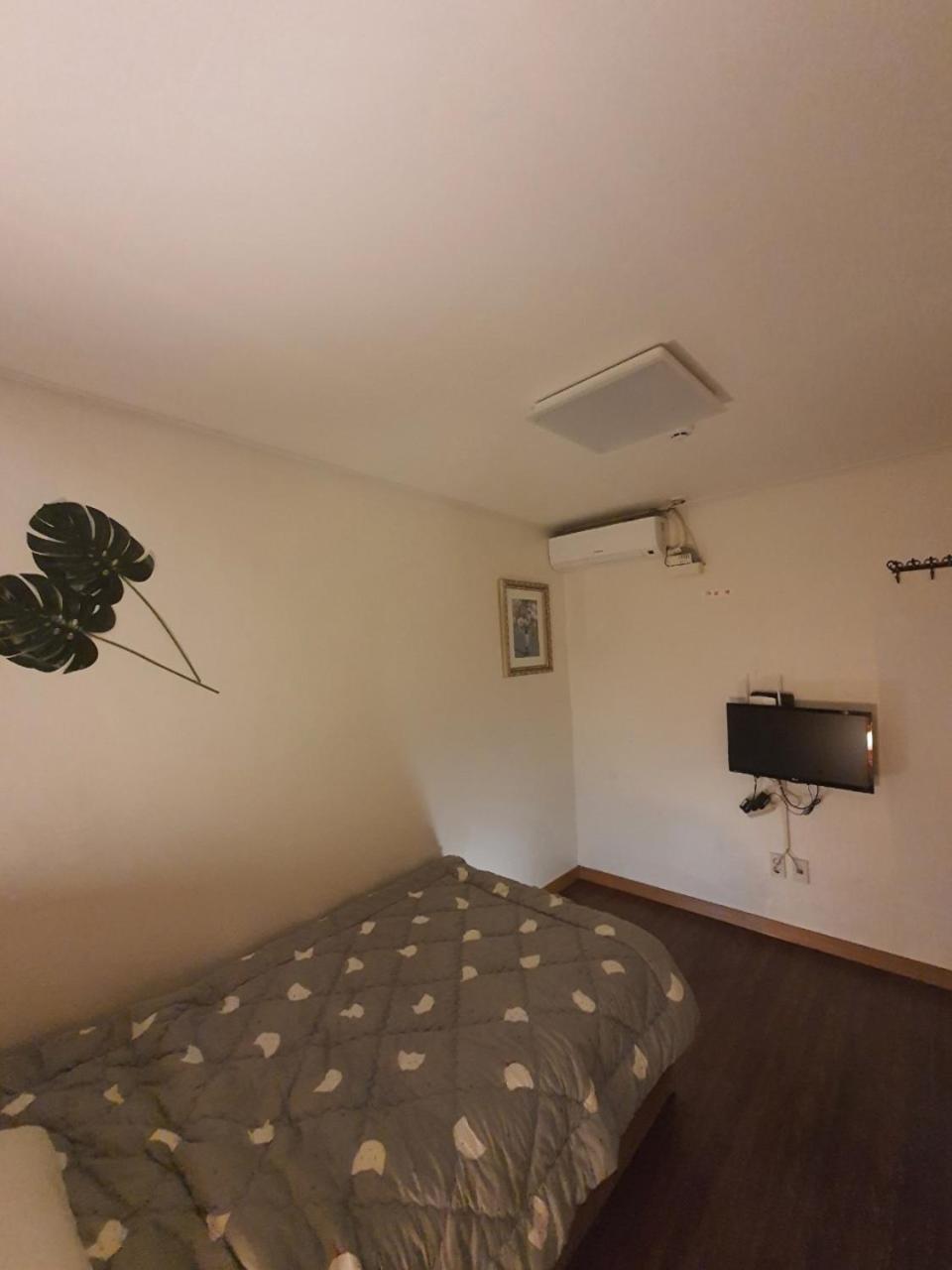 Rgb Guesthouse Jeonju Extérieur photo